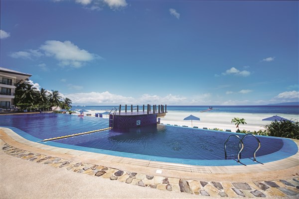 The Bellevue Resort bazén | The Bellevue Resort