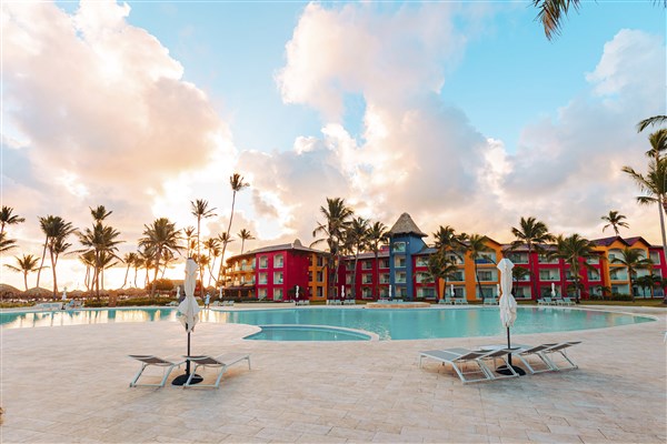 Caribe Deluxe Princess bazén a lehátky | Caribe Deluxe Princess Hotel