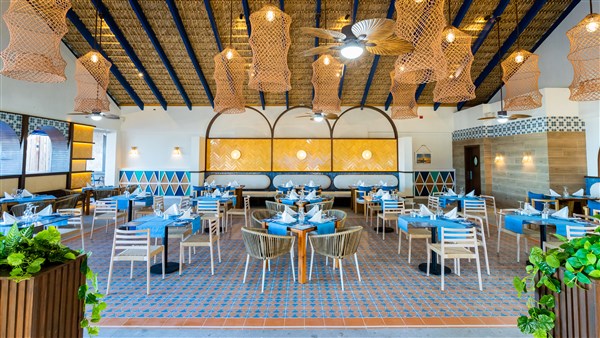 Tropical Deluxe Princess restaurace | Tropical Deluxe Princess