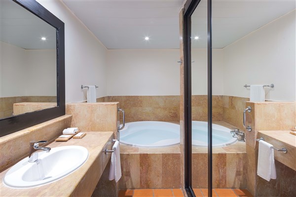 Catalonia Bavaro restaurace pokoj junior suite | Catalonia Bavaro