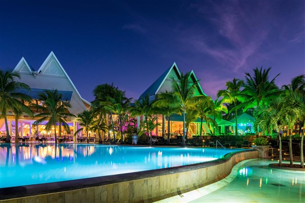 Le Victoria bazén | Victoria Beachcomber Resort & Spa