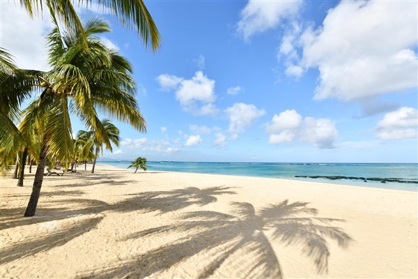 Le Victoria pláž | Victoria Beachcomber Resort & Spa