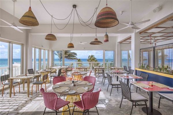 C Rodrigues Maurouk restaurace | C Rodrigues Mourouk