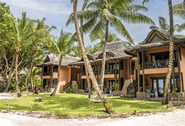Constance Lemuria zahrada s vilkami | Constance Lemuria Resort