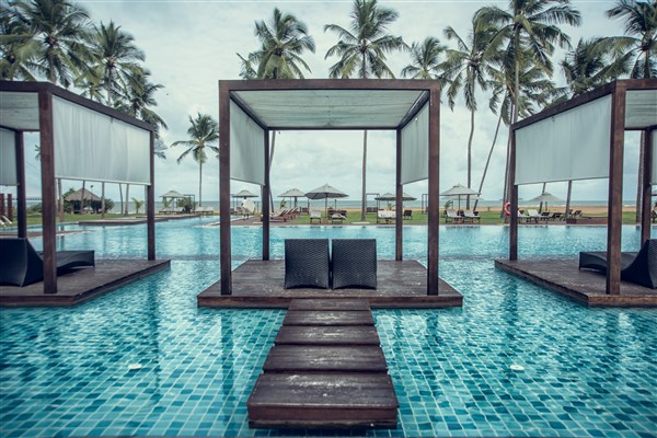 Bazén | Suriya Resort & Spa